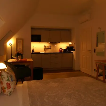 Zur Schoenen Aussicht