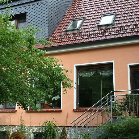 בית אירוח Zur Schoenen Aussicht שווילווזי