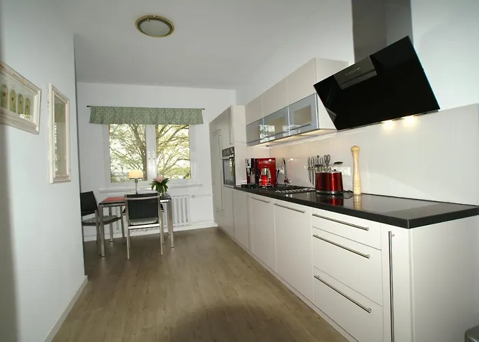 Проживание в семье Zur Schoenen Aussicht *