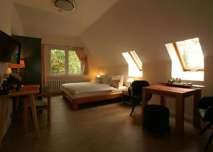 Zur Schoenen Aussicht *